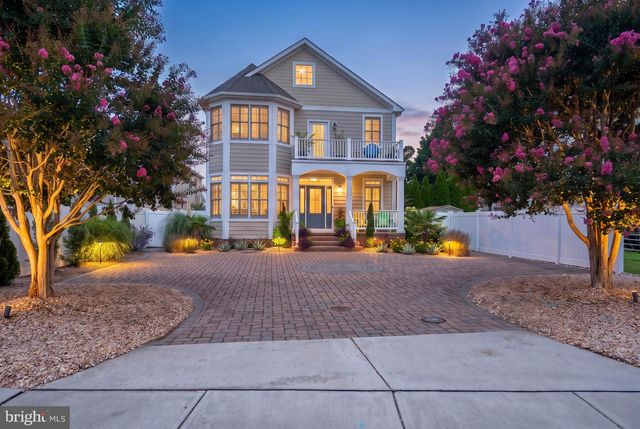 38175 ROBINSONS DR, Rehoboth Beach, DE 19971