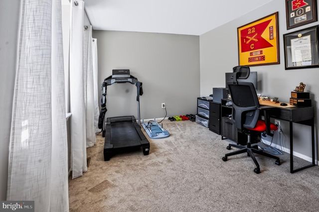 120 CALDERWOOD LN, Mount Laurel, NJ 08054