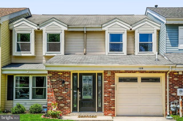 120 CALDERWOOD LN, Mount Laurel, NJ 08054