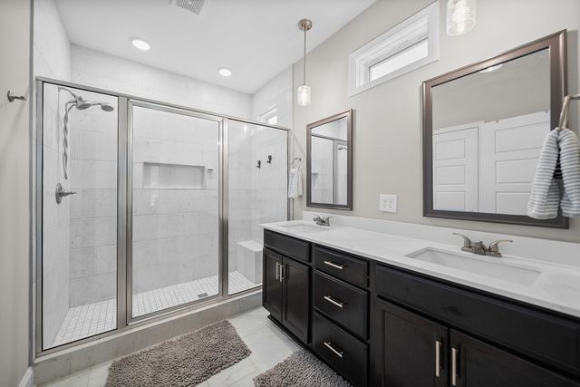1405 Dan Brown Dr, Clarksville, TN 37042