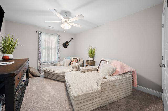 1405 Dan Brown Dr, Clarksville, TN 37042