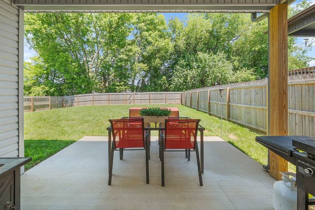 1405 Dan Brown Dr, Clarksville, TN 37042