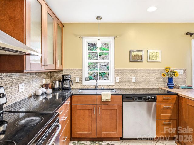 101 Westover Drive, Asheville, NC 28801