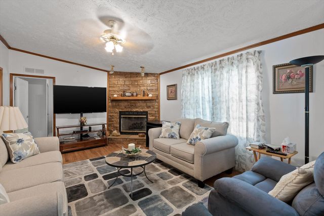 145 Hallie Lane, Whitwell, TN 37397