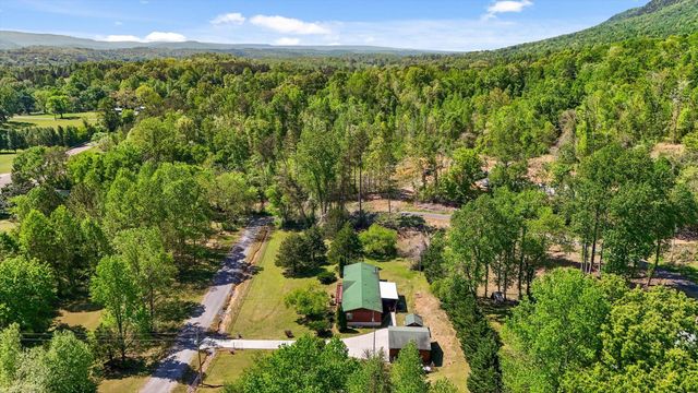 145 Hallie Lane, Whitwell, TN 37397
