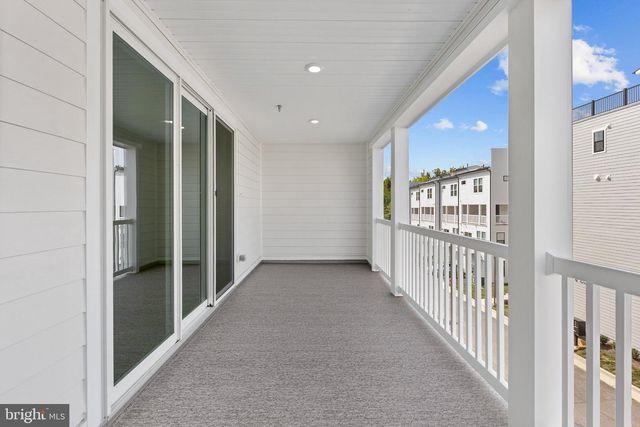 20800 CLOONGEE TER, Dulles, VA 20166