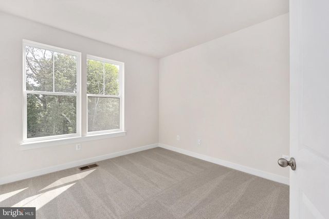 20800 CLOONGEE TER, Dulles, VA 20166