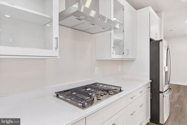 20800 CLOONGEE TER, Dulles, VA 20166