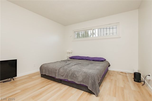 5128 Doe Avenue, Las Vegas, NV 89146