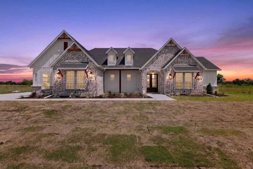 311 VZ County Road 3811, Wills Point, TX 75169