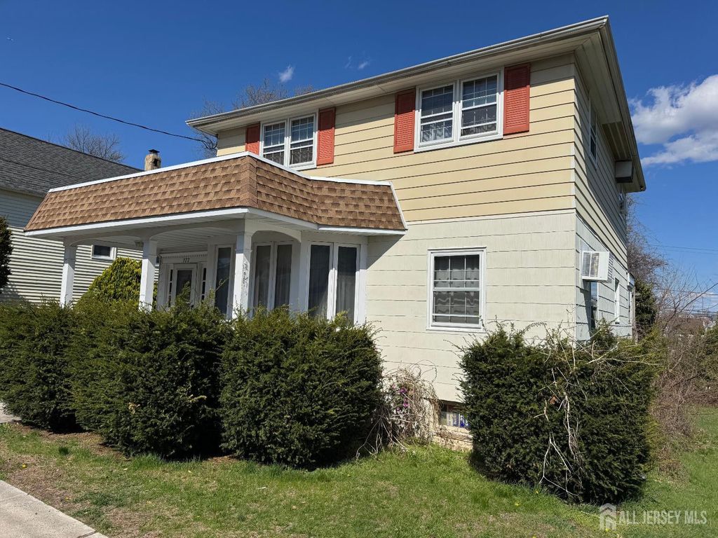 377 Highland Street, South Amboy, NJ 08879