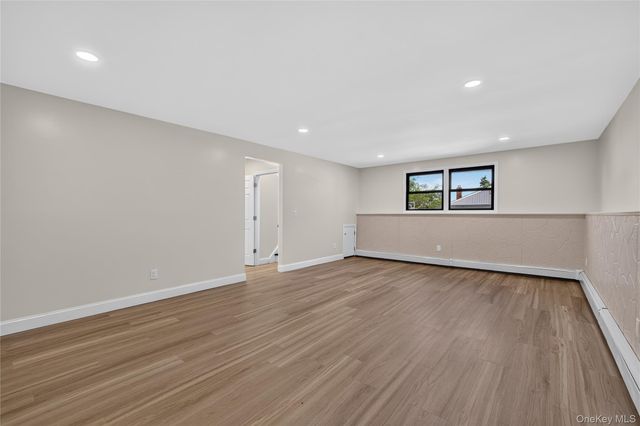 115 Arthur Avenue, Floral Park, NY 11001