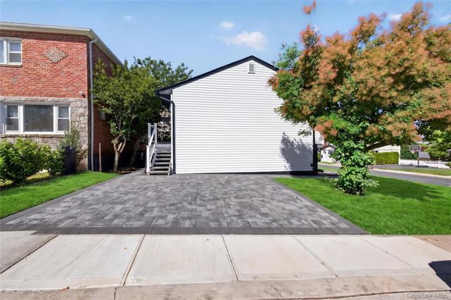 115 Arthur Avenue, Floral Park, NY 11001