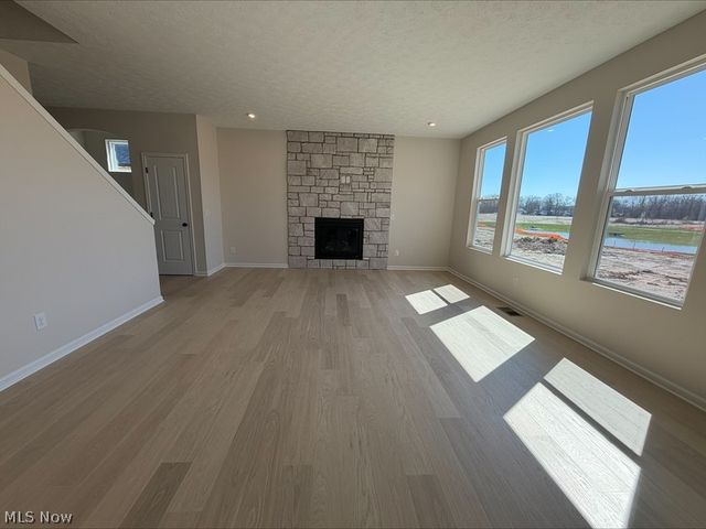 35927 Baldauf Crossing, North Ridgeville, OH 44039