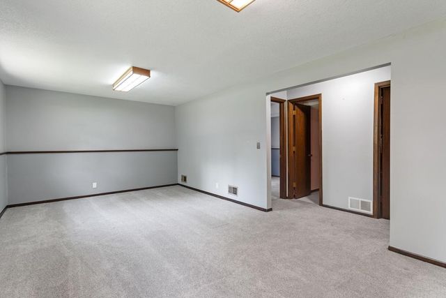7338 Homestead Avenue S, Cottage Grove, MN 55016