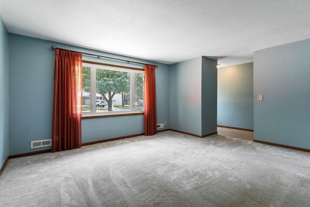 7338 Homestead Avenue S, Cottage Grove, MN 55016