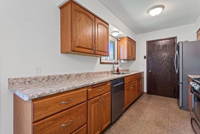 7338 Homestead Avenue S, Cottage Grove, MN 55016