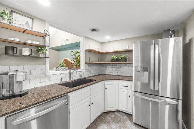 26 Melinda Lane, Bella Vista, AR 72714