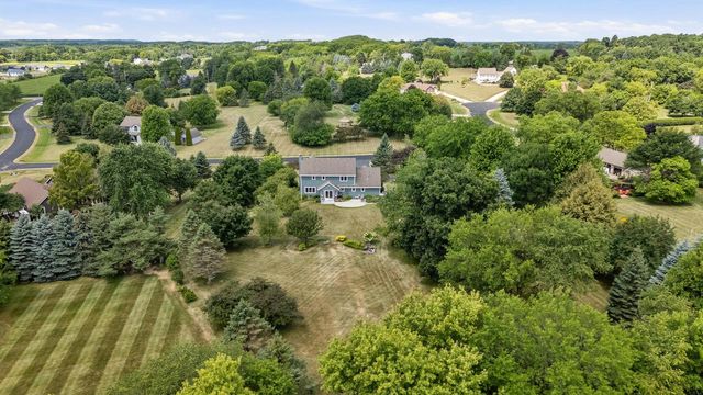 W248N7706 Kathleen AVENUE, Lisbon, WI 53089