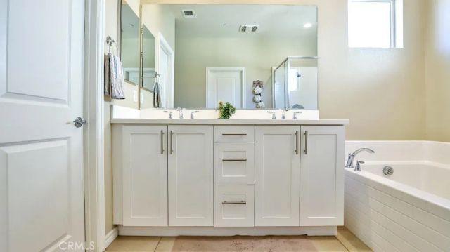 4693 Holly, Long Beach, CA 90805