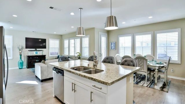 4693 Holly, Long Beach, CA 90805