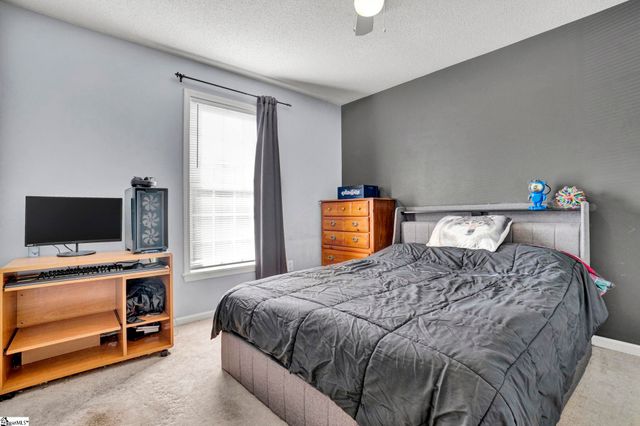 4 Knotts Court, Fountain Inn, SC 29644