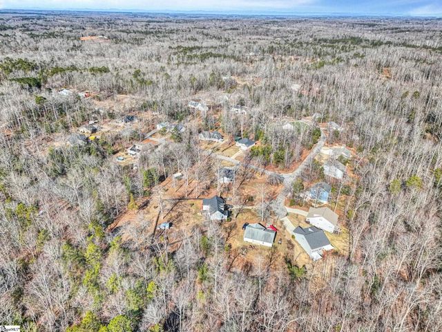 4 Knotts Court, Fountain Inn, SC 29644