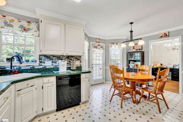 4 Knotts Court, Fountain Inn, SC 29644