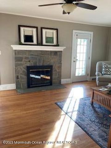 17 Ocean Pathway, Ocean Grove, NJ 07756