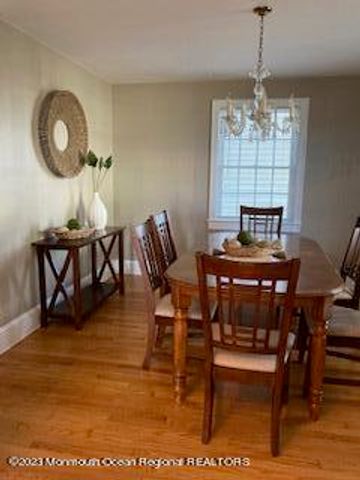 17 Ocean Pathway, Ocean Grove, NJ 07756