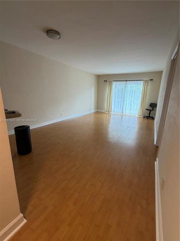 100 Edgewater Dr 127, Coral Gables, FL 33133