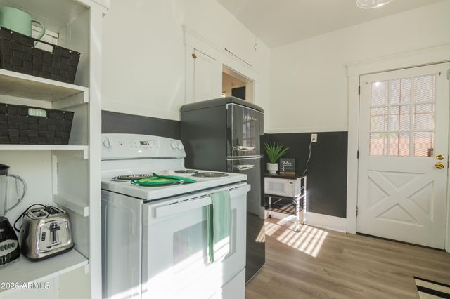 1433 E OSBORN Road, Phoenix, AZ 85014