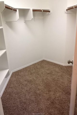 5247 Sagewood Drive, College Station, TX 77845