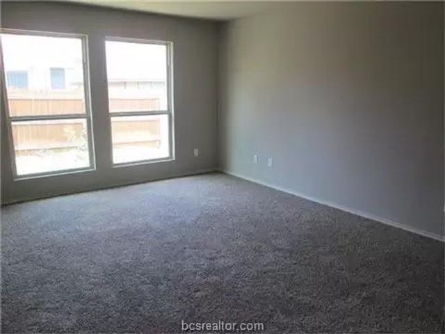 5247 Sagewood Drive, College Station, TX 77845