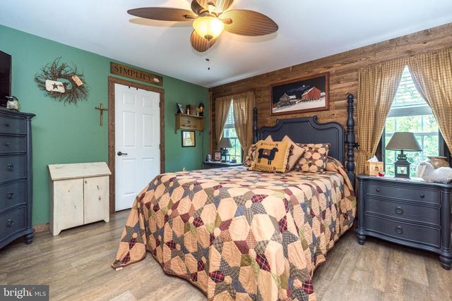 11 TERN CT, Bechtelsville, PA 19505
