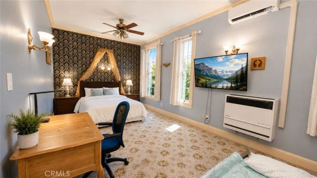 225 N Lima St 204, Sierra Madre, CA 91024