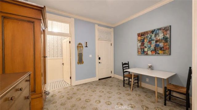 225 N Lima St 204, Sierra Madre, CA 91024