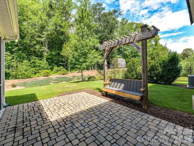 12613 Longford Crossing Place, Huntersville, NC 28078