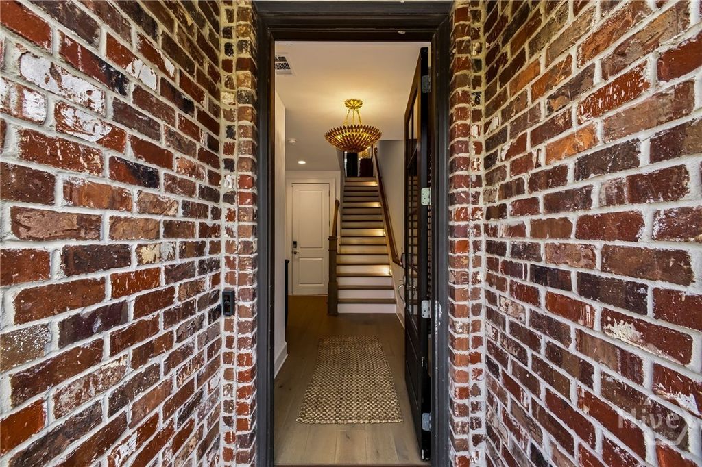 Image 3 of property listing at 441 Port Street, Savannah, GA 31401