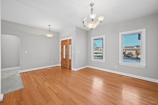 3213 Robina Lane, Ross Twp, OH 45013