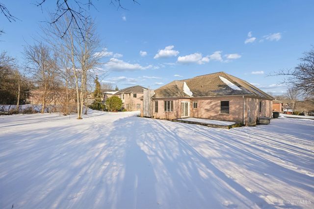 3213 Robina Lane, Ross Twp, OH 45013