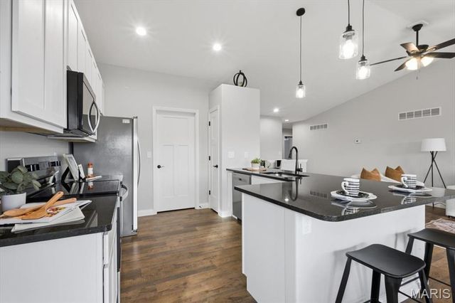 314 Katie Lynn Drive, Wentzville, MO 63385