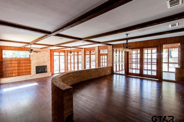 15458 State Hwy 110 S, Whitehouse, TX 75791