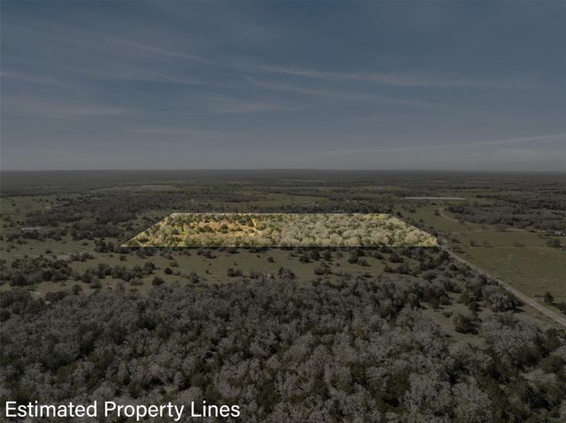 6735 Old Smithville Road, Flatonia, TX 78941