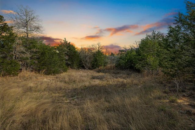 6735 Old Smithville Road, Flatonia, TX 78941