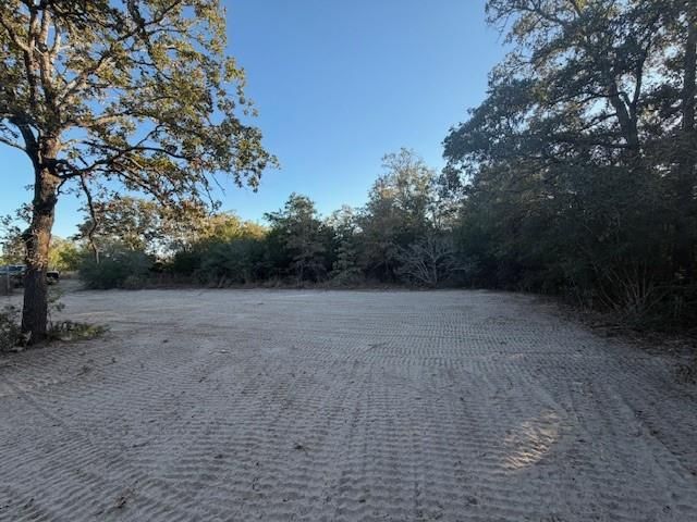 6735 Old Smithville Road, Flatonia, TX 78941