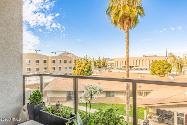 7300 E EARLL Drive 3020, Scottsdale, AZ 85251