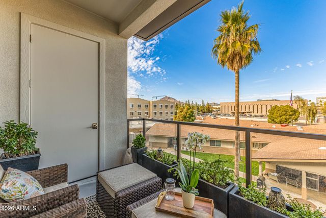 7300 E EARLL Drive 3020, Scottsdale, AZ 85251