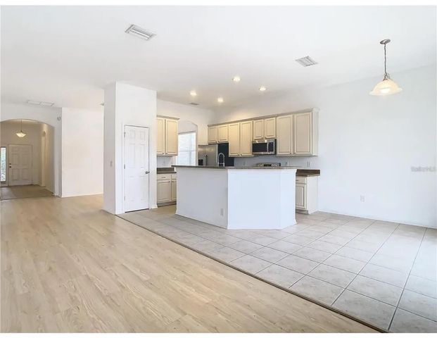 10918 ANCIENT FUTURES DRIVE, Tampa, FL 33647