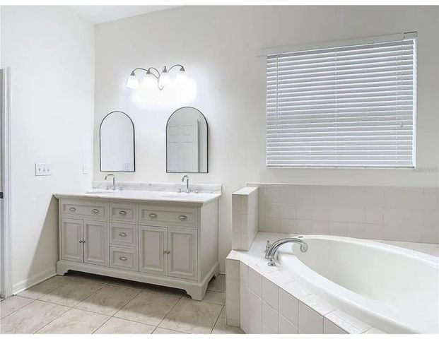 10918 ANCIENT FUTURES DRIVE, Tampa, FL 33647